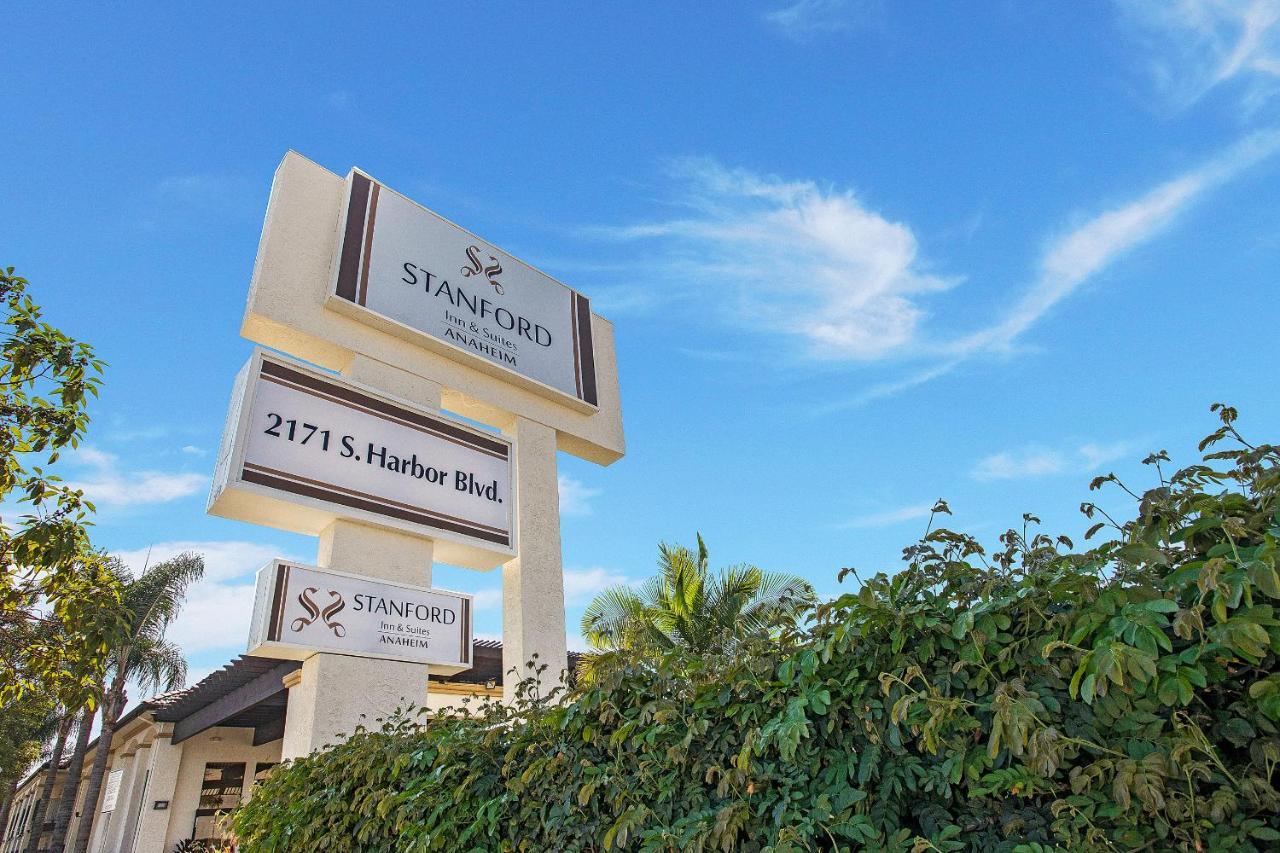 Stanford Inn & Suites Anaheim Exterior photo